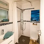 Modernes Und Gemuetliches Designerzimmer
