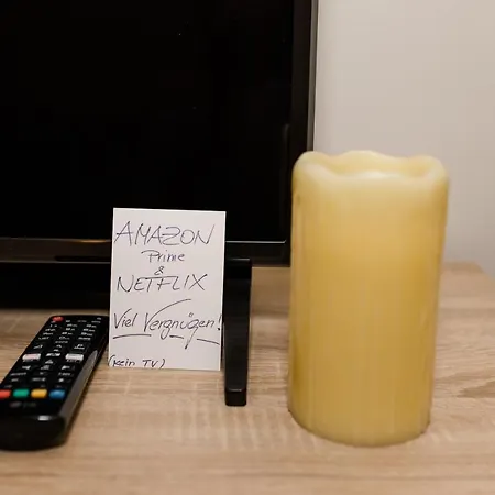 Modernes Und Gemuetliches Designerzimmer *