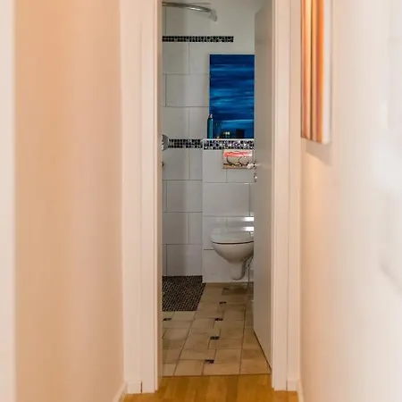 Modernes Und Gemuetliches Designerzimmer Pansiyon