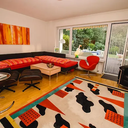 Modernes Und Gemuetliches Designerzimmer Karlsbad